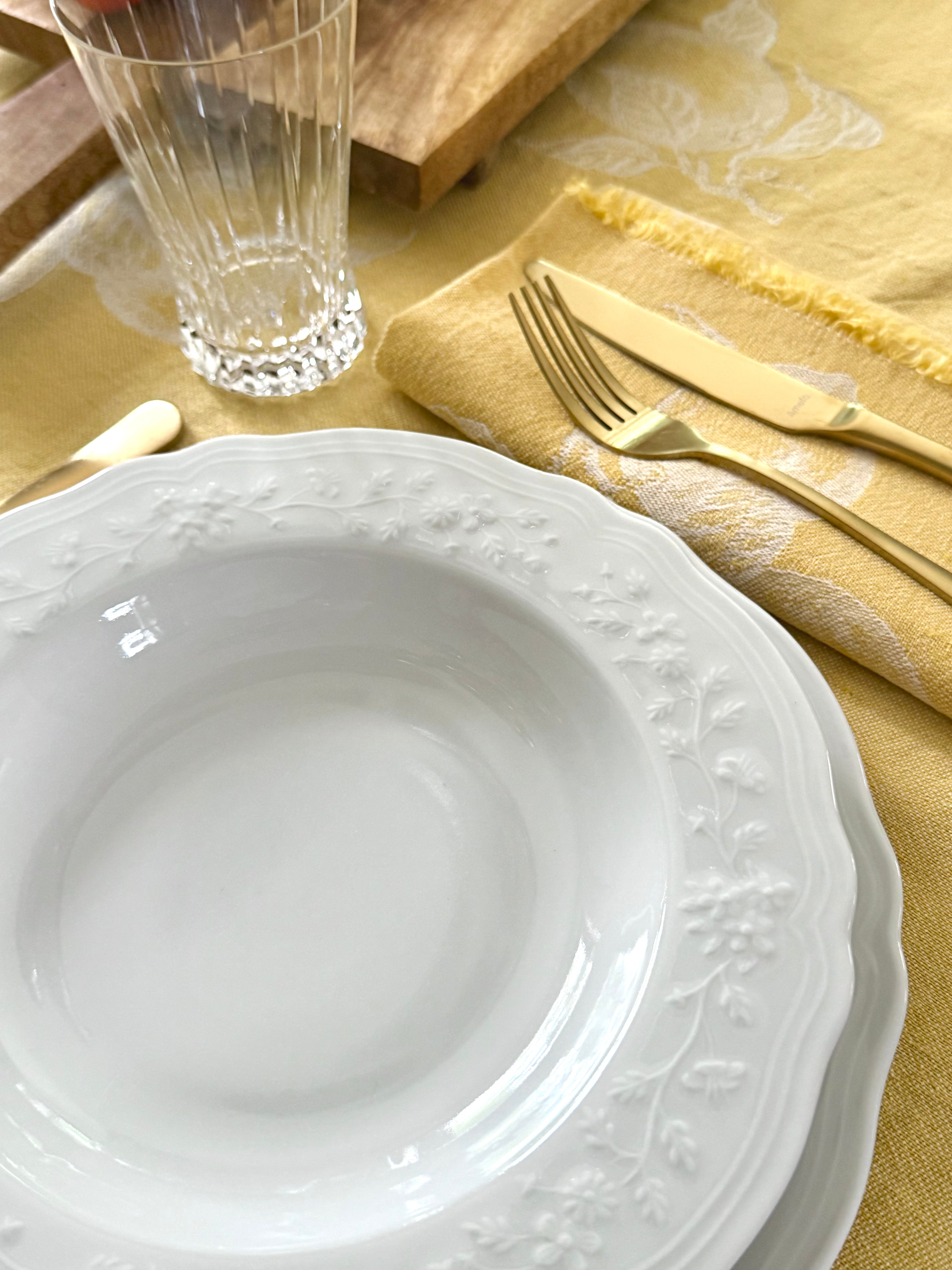 Espeira tafellinnen en Vecchio Vienna servies combinatie