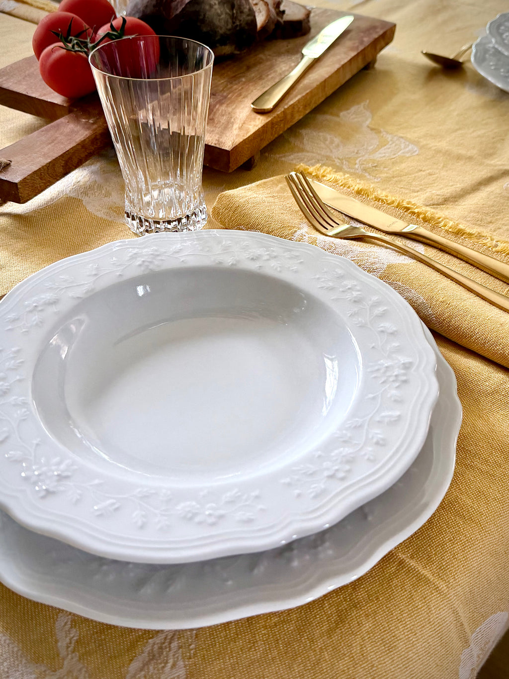 Bellissimo! Espeira tafellinnen met servies Vecchio Vienna