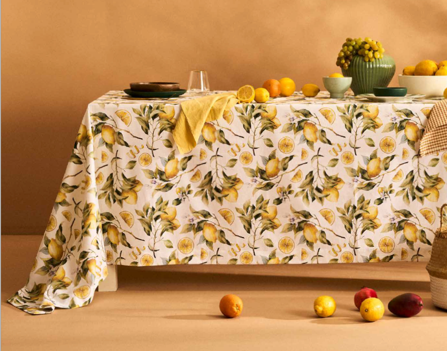 Gedekte tafel met tafelkleed Lemonaia